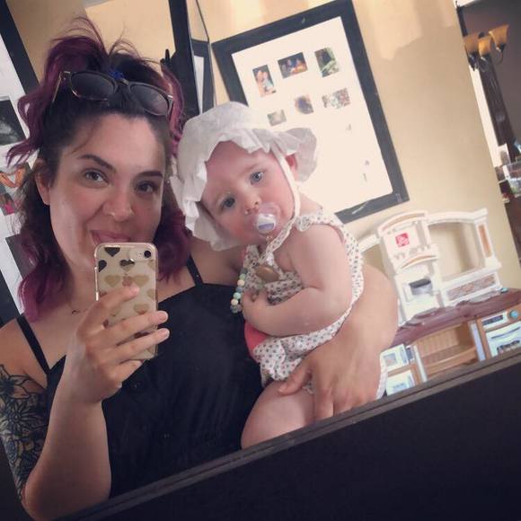 Meet your Posher, Stephanie - Picture 1 of 1